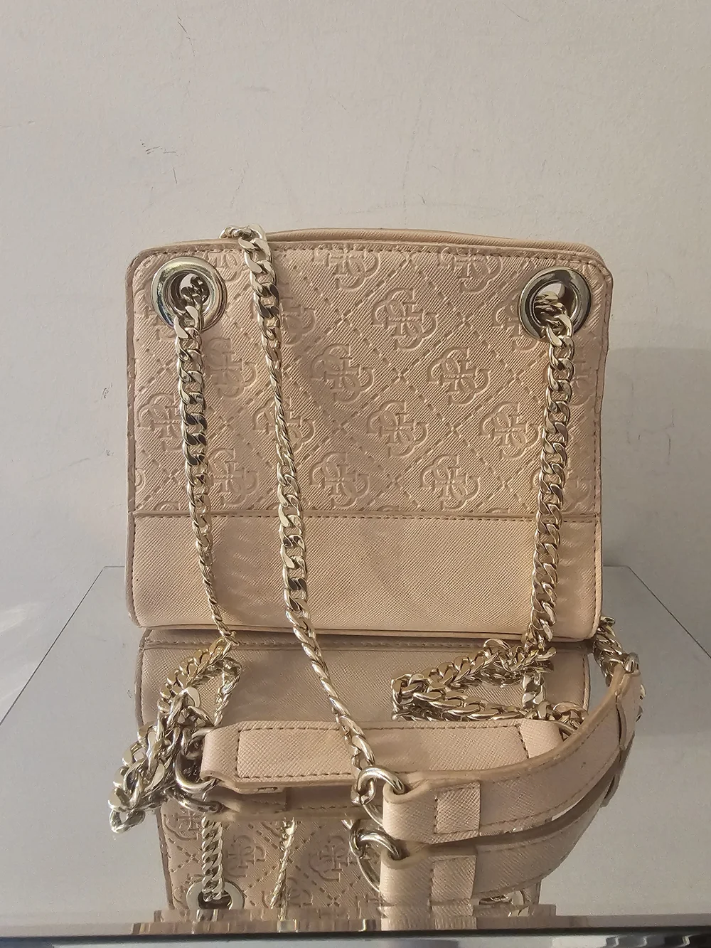 GUESS Quilted Logo Chain Shoulder Bag - Picture 5 of 6